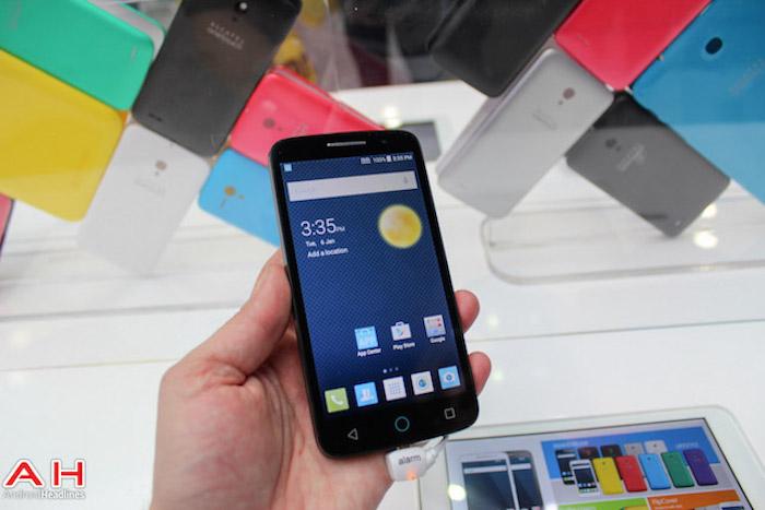 [CES 2015] Thực hư về smartphone chạy 3 hệ điều hành Alcatel Pixi 3