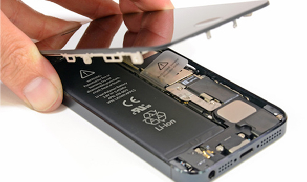thay-pin-iphone-5s thay-pin-iphone-5s