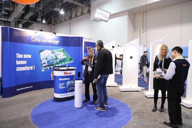 Bphone có mặt tại CES 2015