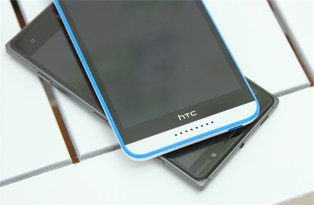 HTC Desire 820s vs Nokia Lumia 830