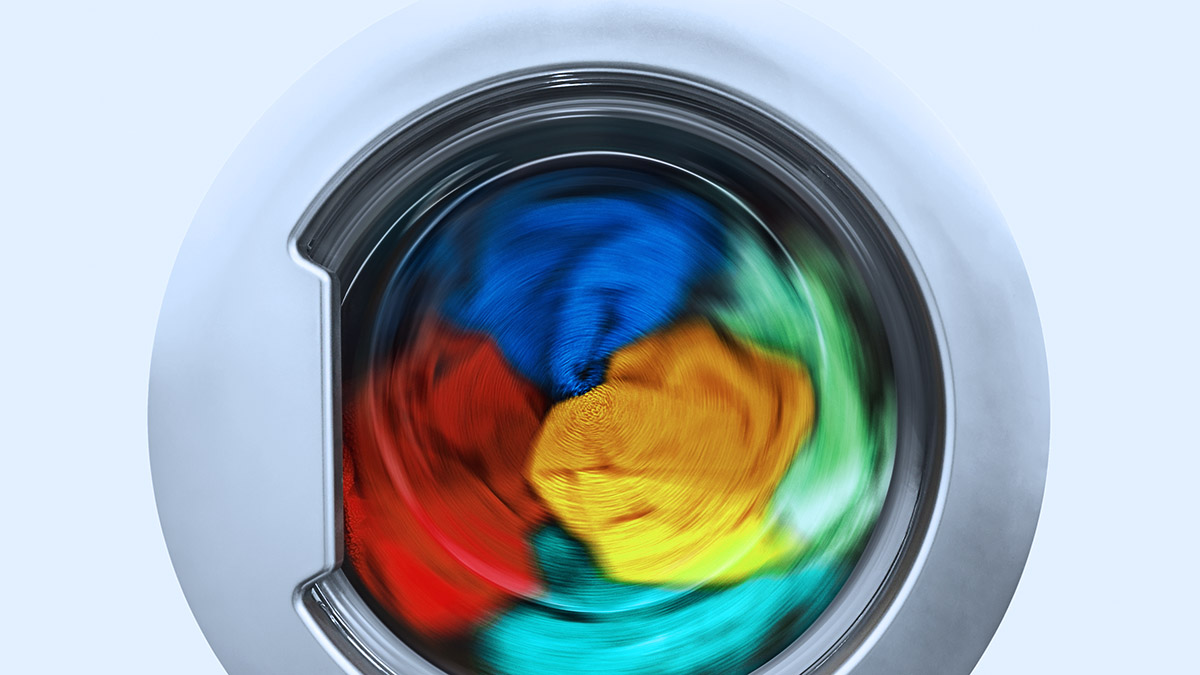 Tốc độ quay vắt trên máy giặt Samsung cao, hỗ trợ loại bỏ vết bẩn và sấy khô quần áo hiệu quả