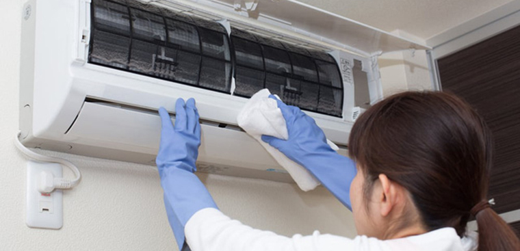 Hướng dẫn vệ sinh máy lạnh inverter để tiết kiệm điện hiệu quả