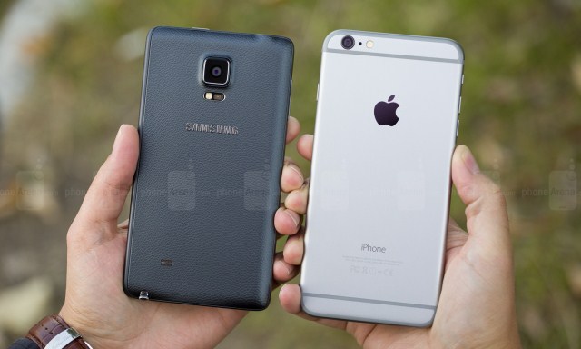 Galaxy Note Edge vs iPhone 6 Plus Galaxy Note Edge vs iPhone 6 Plus