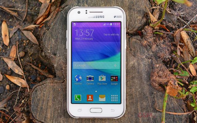 Trên tay Galaxy J1, chiếc smartphone giá rẻ của Samsung đầu năm 2015