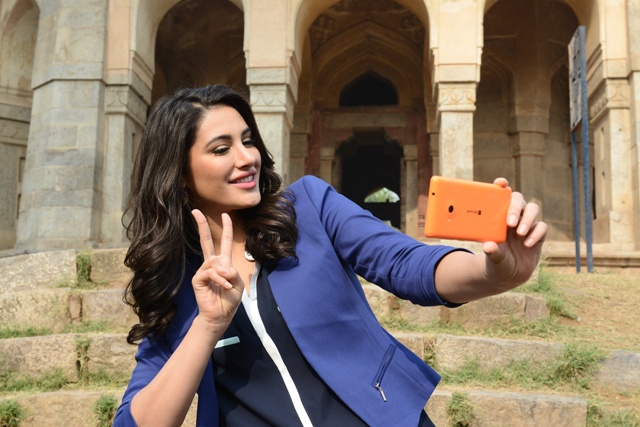 Tham khảo cấu hình chi tiết và đặt mua Microsoft Lumia 535 với giá 3.490.000 đồng tại đây