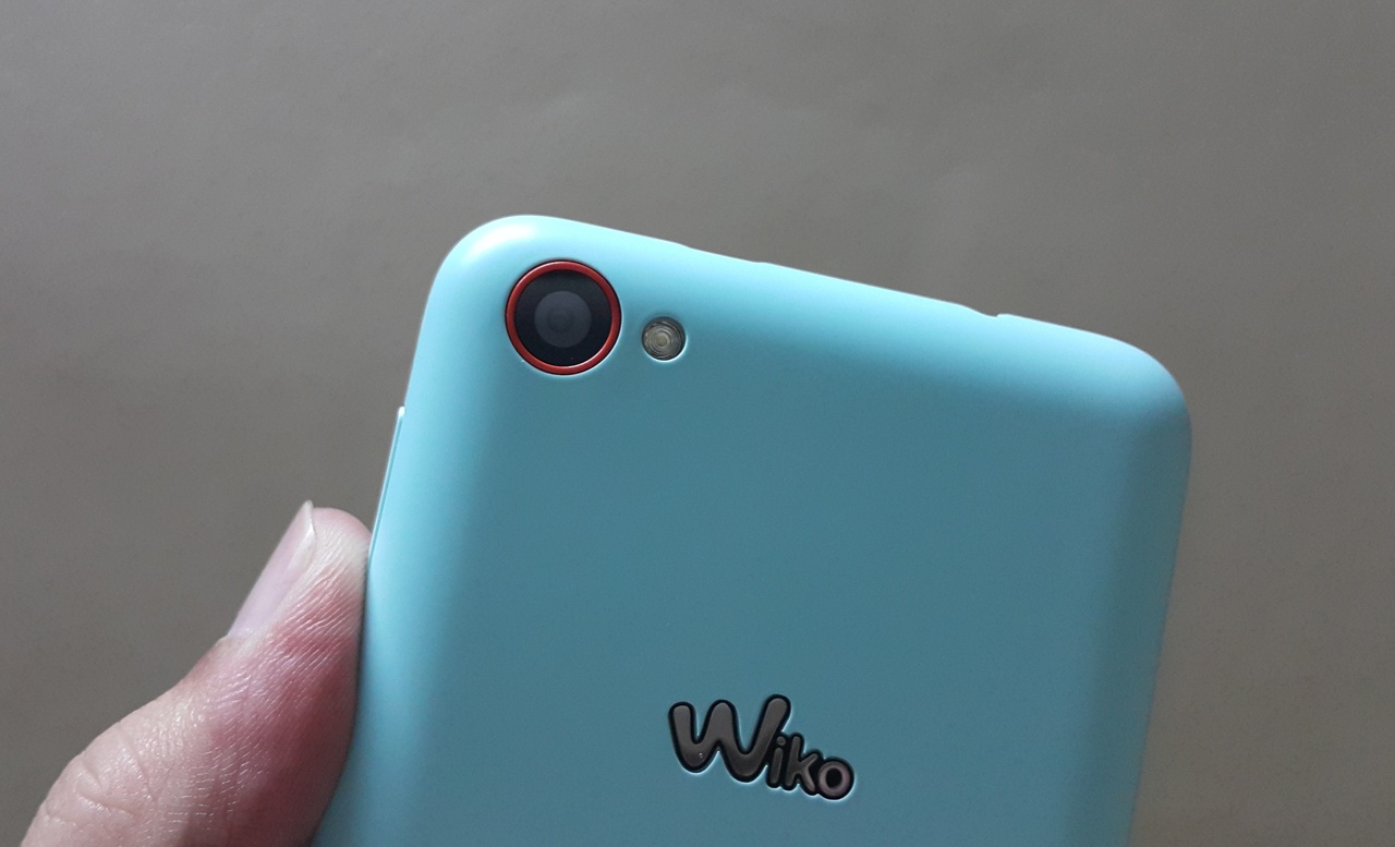 Cảm nhận nhanh smartphone Wiko Jimmy lõi tứ giá dưới 2 triệu