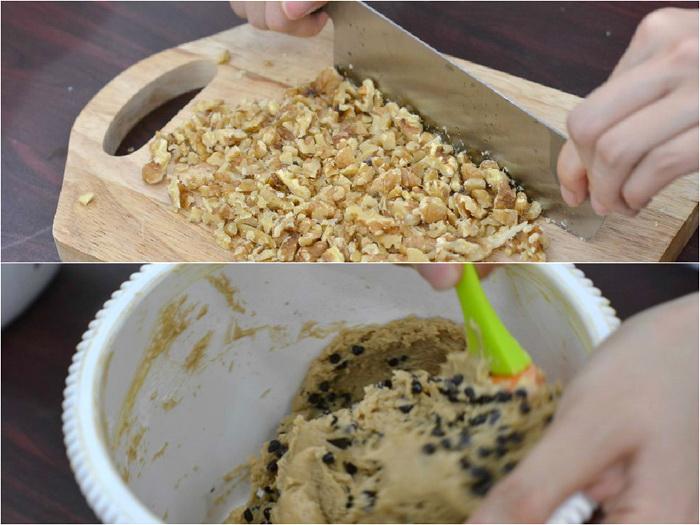 Bước 2 Trộn chocolate chip và hạt óc chó Bánh quy bơ chocolate chip