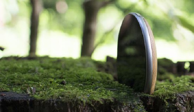 Bạn sẽ không thể gọi đây là một chiếc smartphone