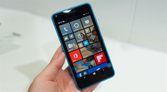 Lumia 640