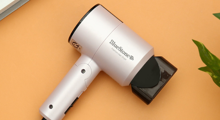 Choose the right quality hairdryer