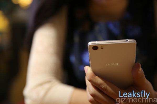 Mặt sau của ZTE Nubia Z9 Mặt sau của ZTE Nubia Z9