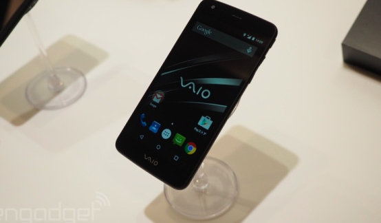 Thiết kế của VAIO Phone không có gì quá nổi bật Thiết kế của VAIO Phone không có gì quá nổi bật