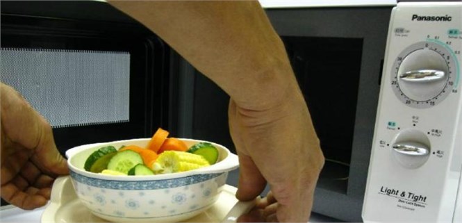 Những thực phẩm không được nấu trong lò vi sóng