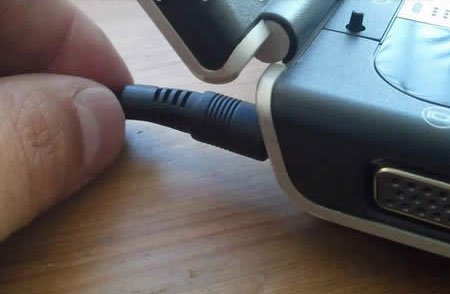 tat nguon nong thoi quen laptop tgdd