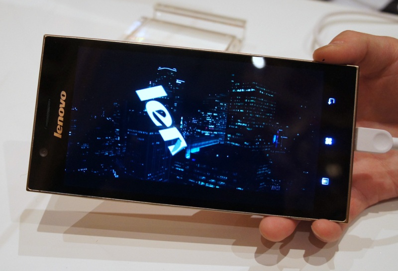 Lenovo vươn lên mạnh mẽ