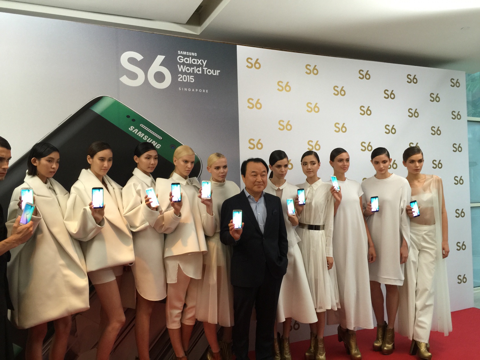 lives6singtgdd17 lives6singtgdd17