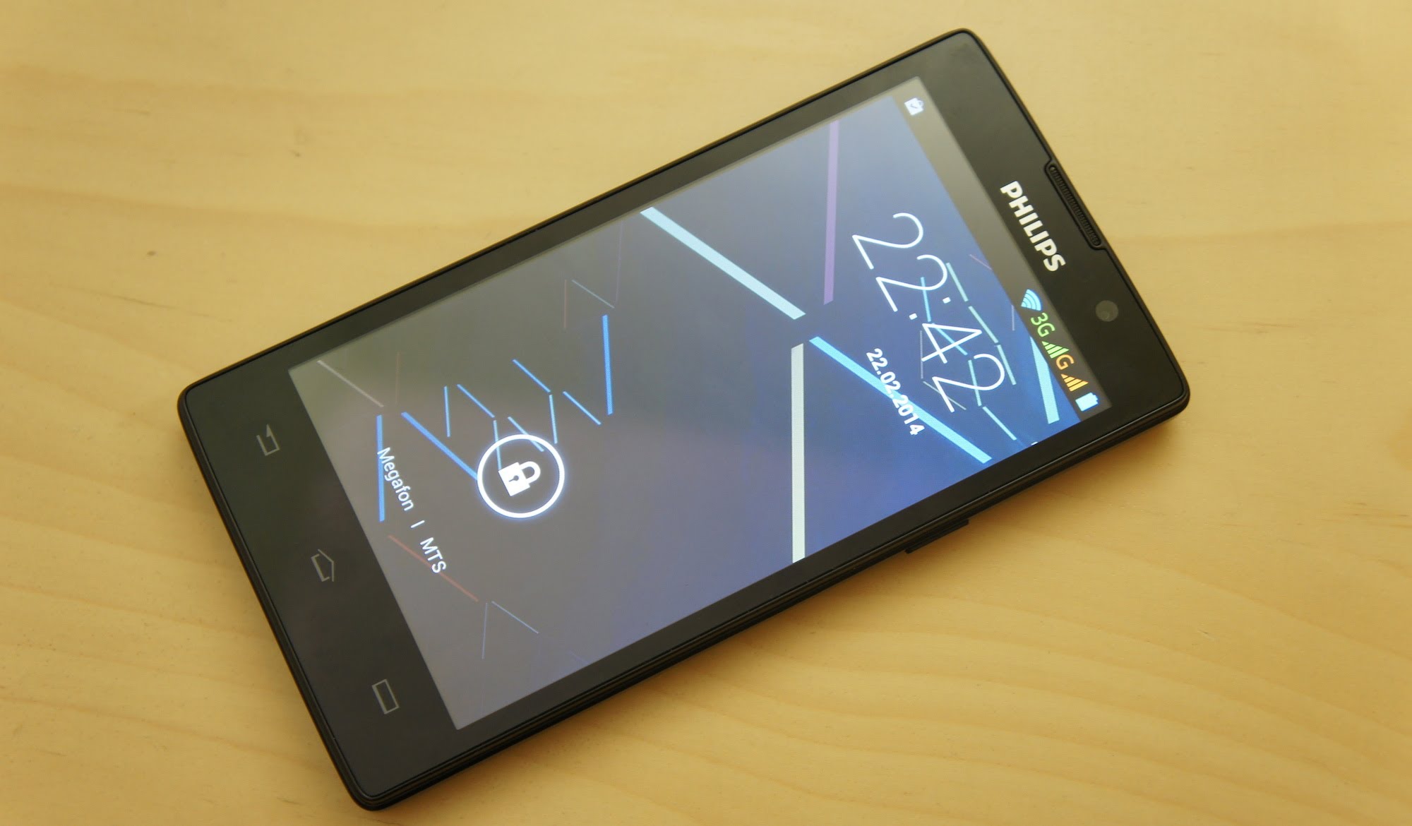 Philips W3500 sẽ là đối thủ lớn của Zenfone C