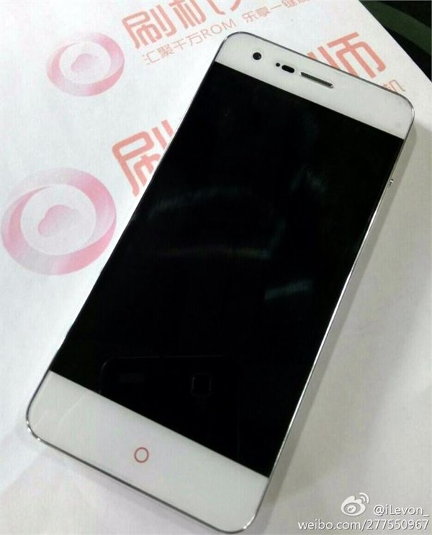 ZTE Nubia Z9 không viền sẽ sớm xuất hiện