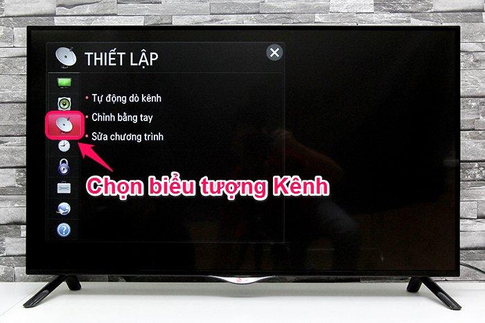 Hướng dẫn dò kênh tivi LG UB700T > Ở giao diện Cài đặt, chọn biểu tượng Kênh