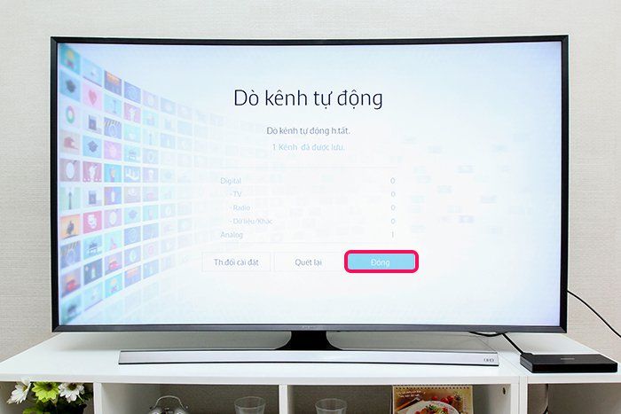 Cách dò kênh tivi Samsung JU7500 > Chọn Đóng