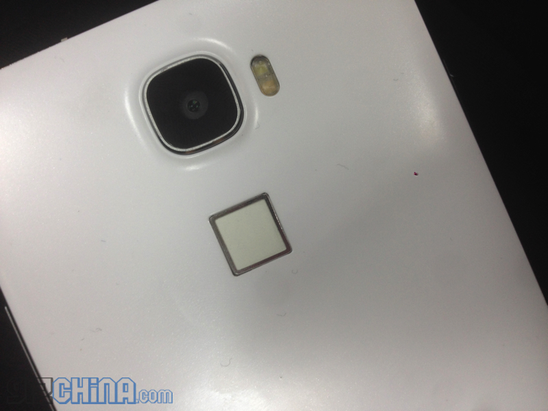 Có cả nhận dạng vân tay 1