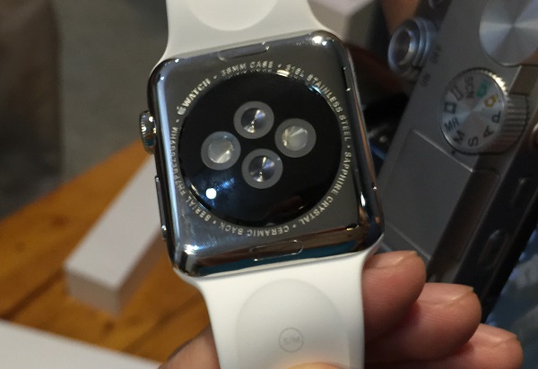 Mặt sau của Apple Watch