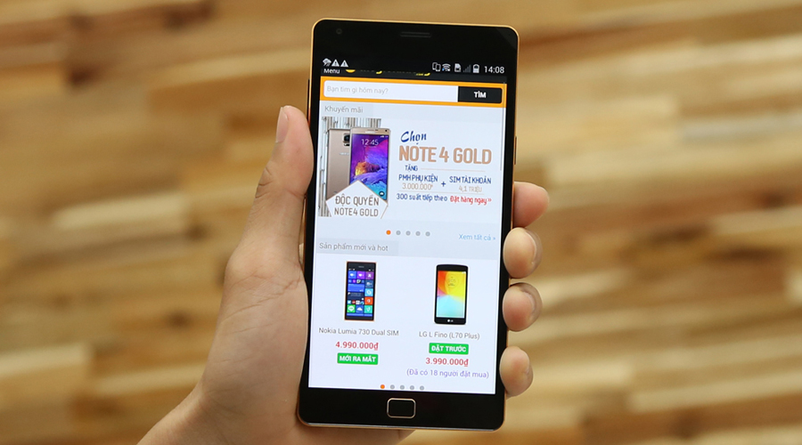 Pantech Vega Iron 2 có thiết kế khá đẹp mắt