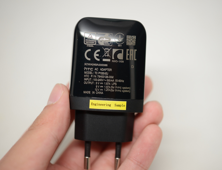 Một cục sạc hỗ trợ Qualcomm Quick Charge 2.0