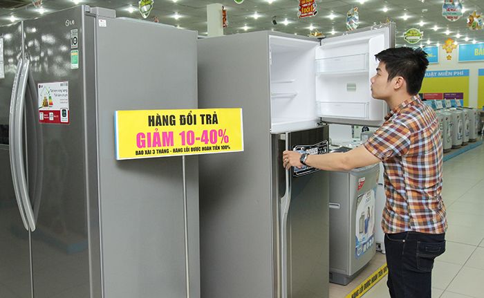 Máy đổi trả chỉ bán cố định ở một siêu thị, do đó khách hàng phải đến trực tiếp siêu thị đó để xem sản phẩm