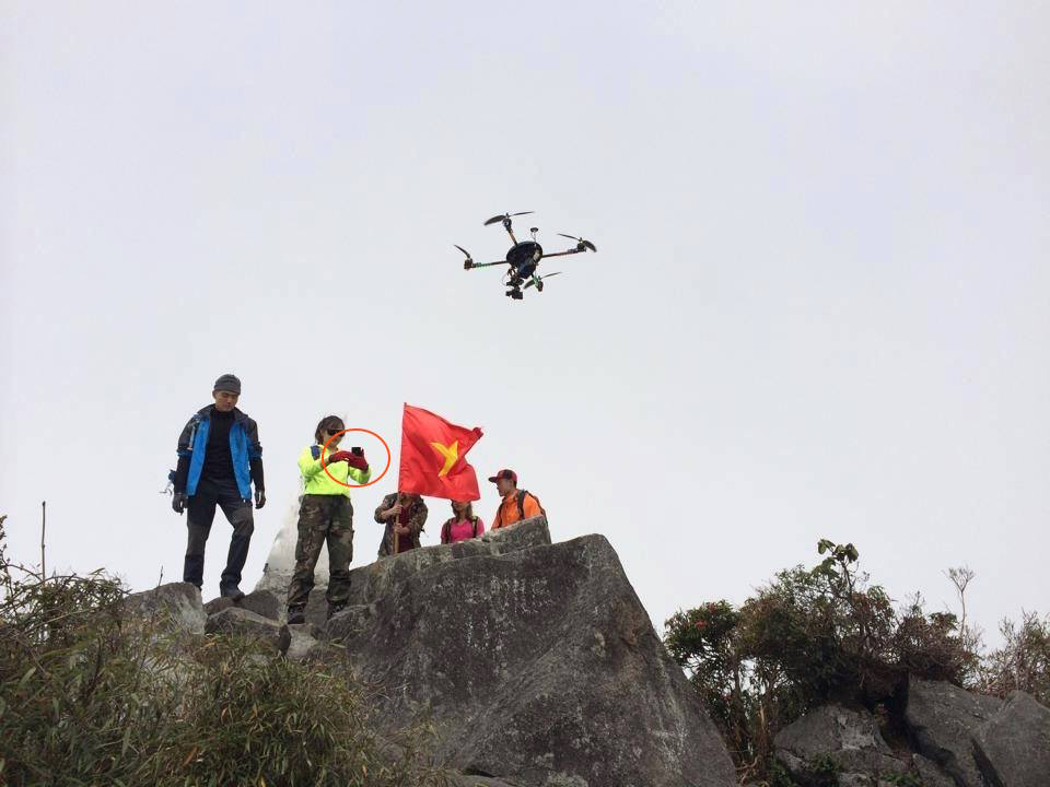 Chiếc smartphone lạ này chính là Bphone? 2