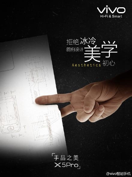 Hai ảnh quảng cáo sau đó 2