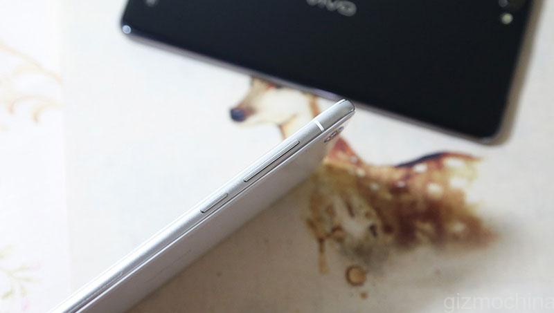 Một số hình ảnh 'đập hộp' của Vivo X5 Pro 8 Một số hình ảnh 'đập hộp' của Vivo X5 Pro 8