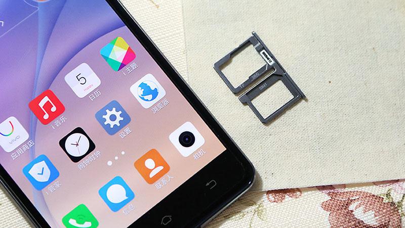 Một số hình ảnh 'đập hộp' của Vivo X5 Pro 6 Một số hình ảnh 'đập hộp' của Vivo X5 Pro 6