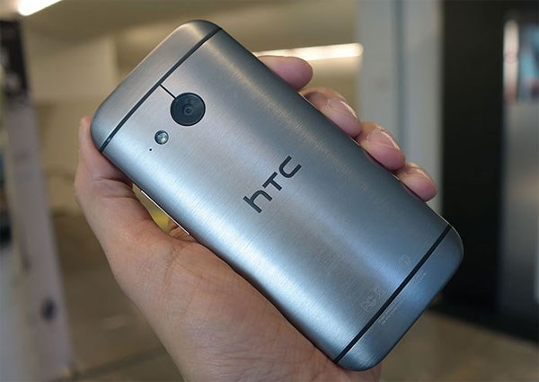 Htc Mini O2 Mobile HTC sẽ không còn mặn mà với các sản phẩm Mini
