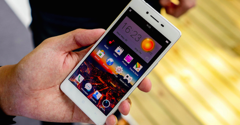 Loạt ảnh trên tay Oppo R7 và R7 Plus 9 Loạt ảnh trên tay Oppo R7 và R7 Plus 9