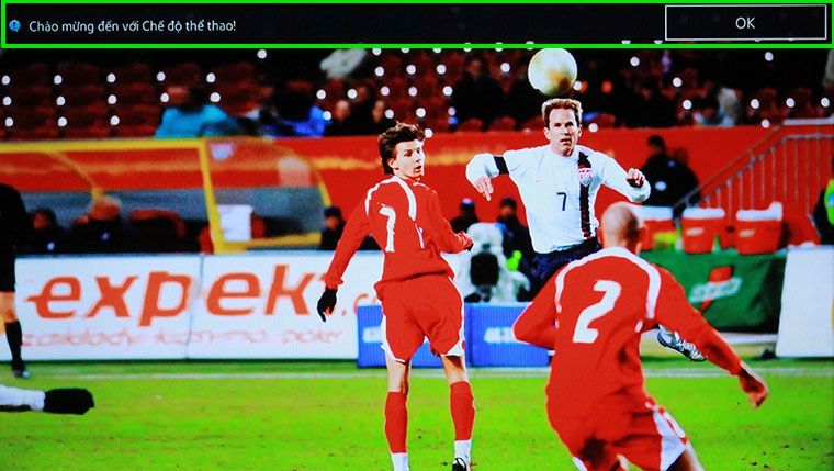 Cách bật chế độ bóng đá trên tivi Samsung > Hình ảnh trở nên sinh động hơn, đồng thời sẽ có thông báo chào mừng đến với chế độ thể thao