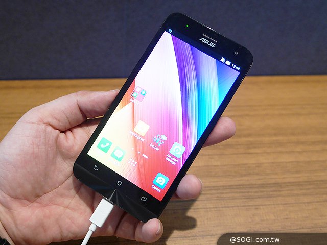 Zenfone 2 ZE500KL 1 Zenfone 2 ZE500KL 1