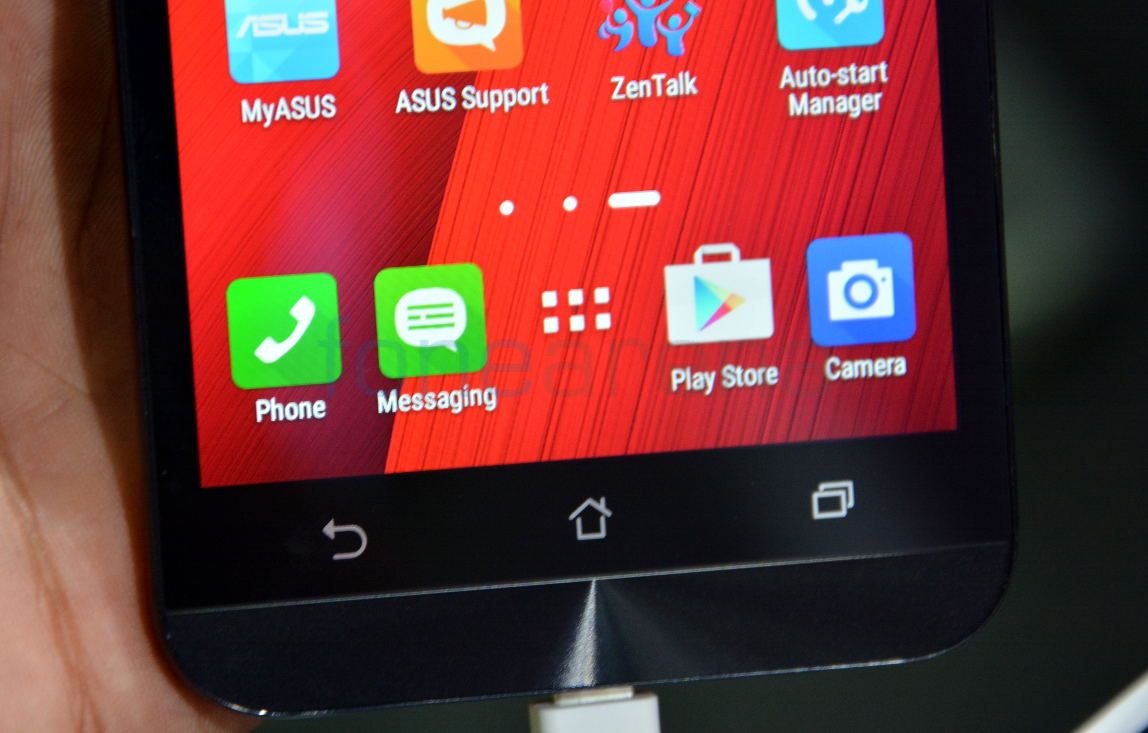 Thiết kế mặt trước của máy 2