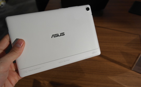 Thiết kế Zenpad S 8.0 cực đẹp mắt 3