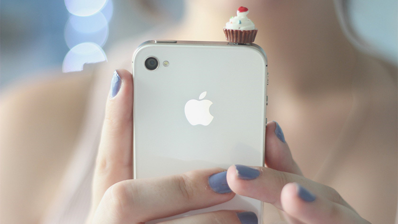 sexy-girl-iphone-tgdd