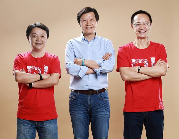 Xiaomi vừa chiêu mộ được một lãnh đạo cao cấp của Qualcomm (người bên cạnh trái) Xiaomi vừa chiêu mộ được một lãnh đạo cao cấp của Qualcomm (người bên cạnh trái)