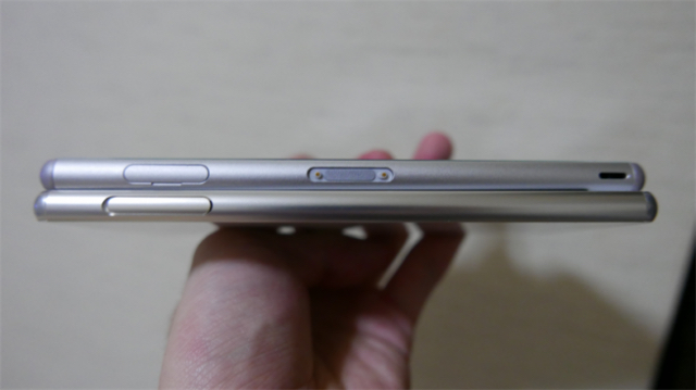 Loạt ảnh đập hộp Xperia Z4 ở Nhật 7 Loạt ảnh đập hộp Xperia Z4 ở Nhật 7