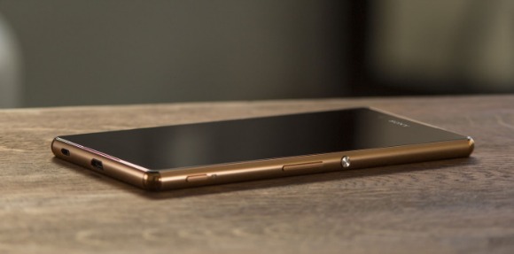 Xperia Z4 bị 'nóng trong người', Sony cuối cùng cũng lên tiếng