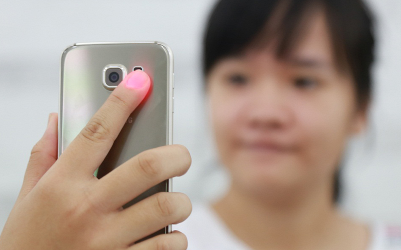 Vị trí đặt ngón tay 