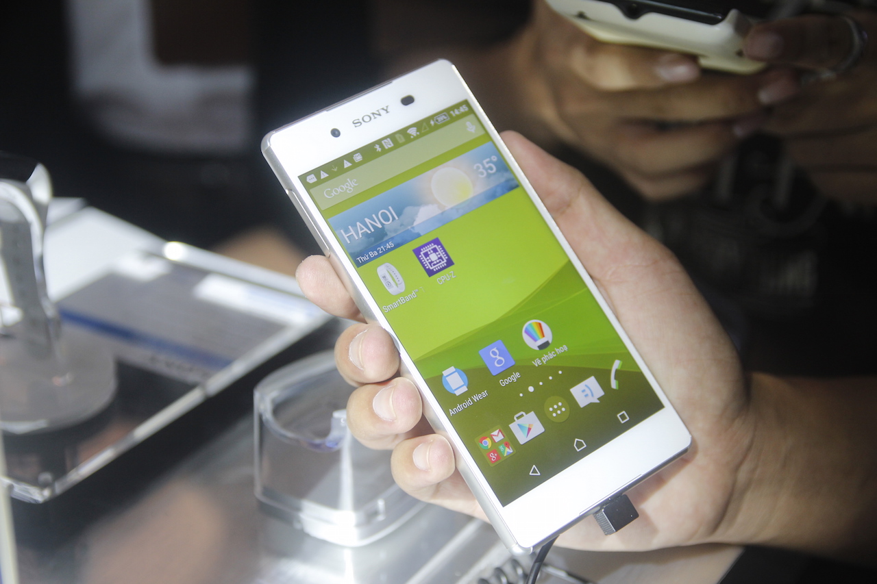 Trên tay Xperia Z3+ 2