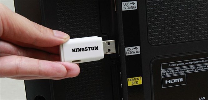 Cách xem nội dung trong USB trên tivi TCL