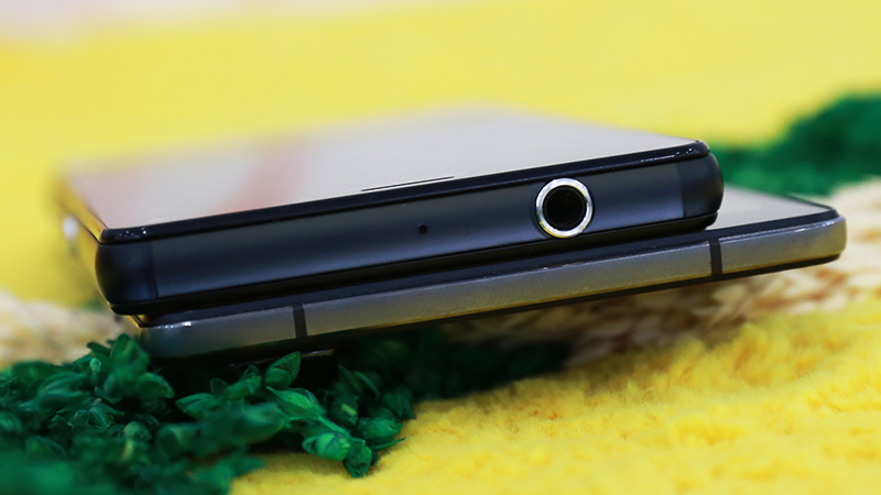 Sony Xperia Z3 Compact vs Oppo R5