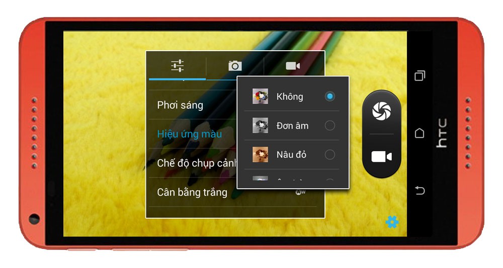 Giao diện chụp ảnh của Hiệu ứng màu, khá ít tùy chọn.