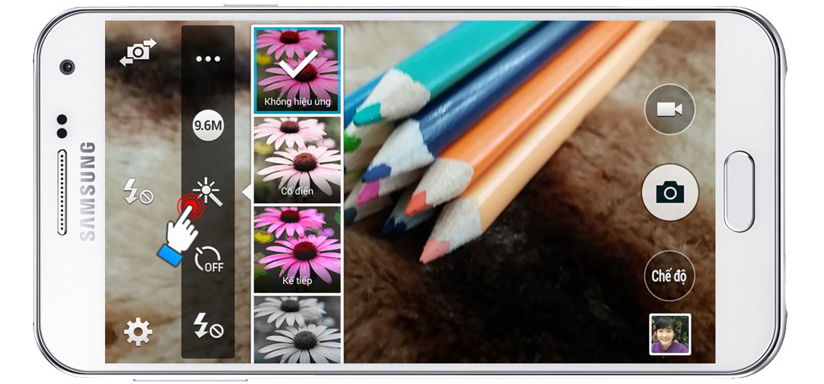 Chọn vào biểu tượng cài đặt camera