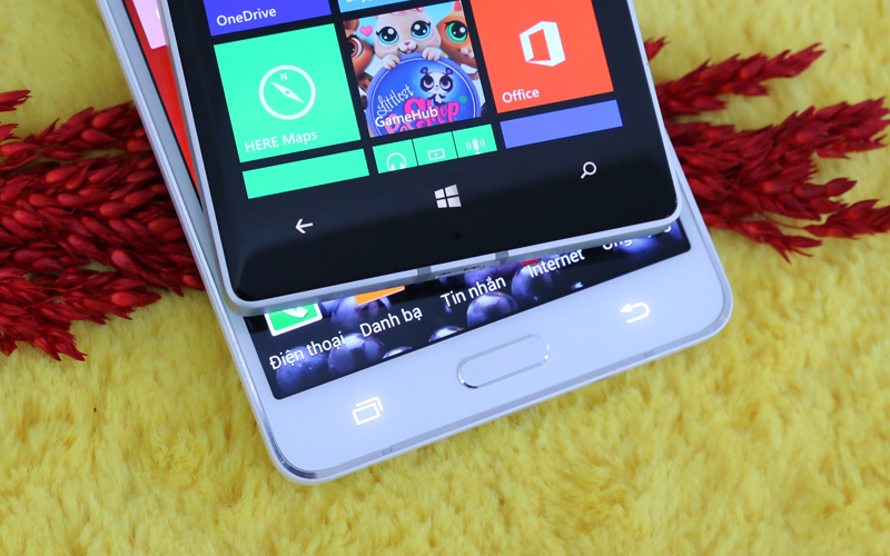 So sánh Nokia Lumia 930 và Samsung Galaxy A7 So sánh Nokia Lumia 930 và Samsung Galaxy A7